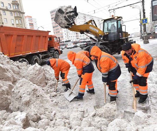 Уборка снега в Воронеже и  Воронежской области